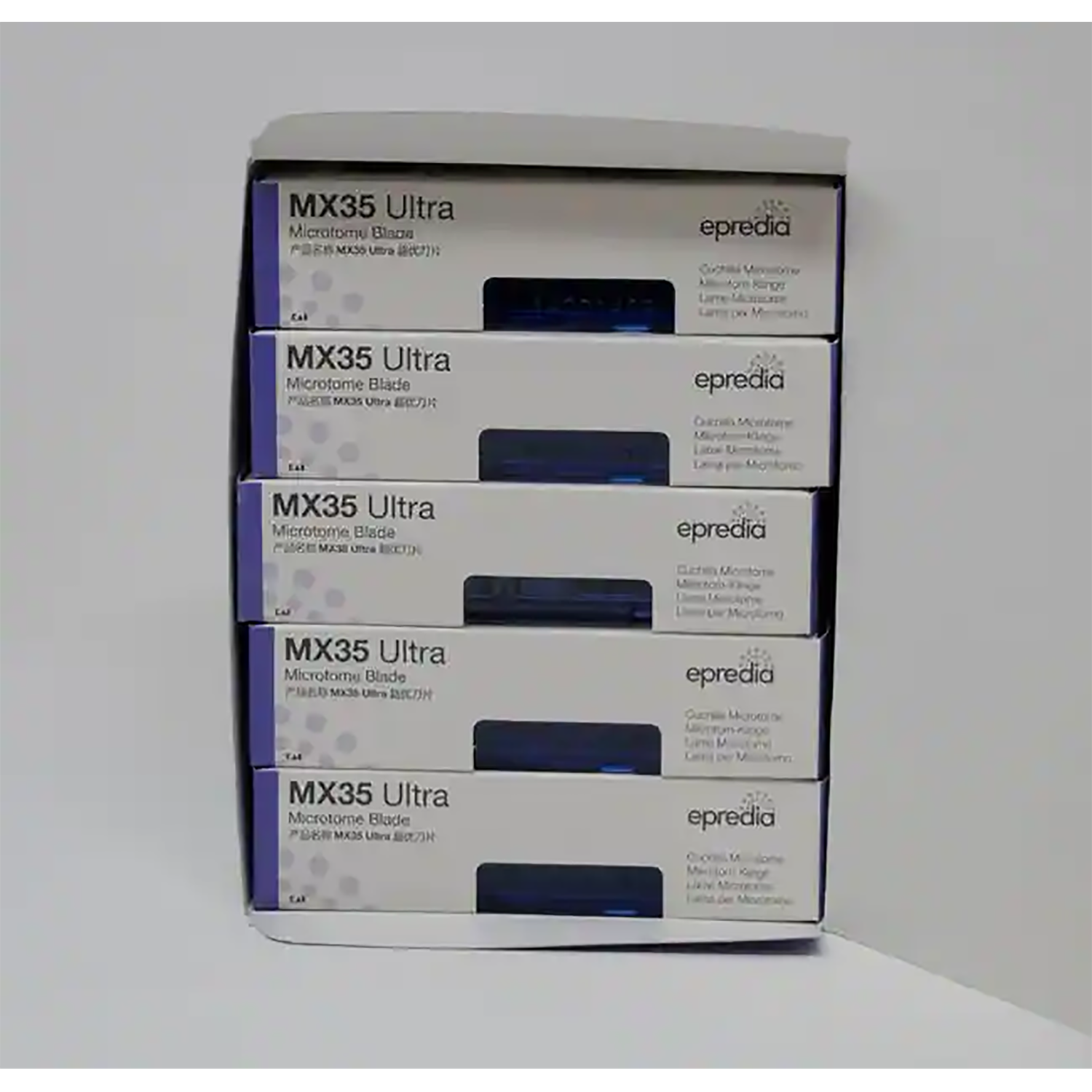 Epredia Ultra Disposable Microtome Blades | Pack of 50 (2)