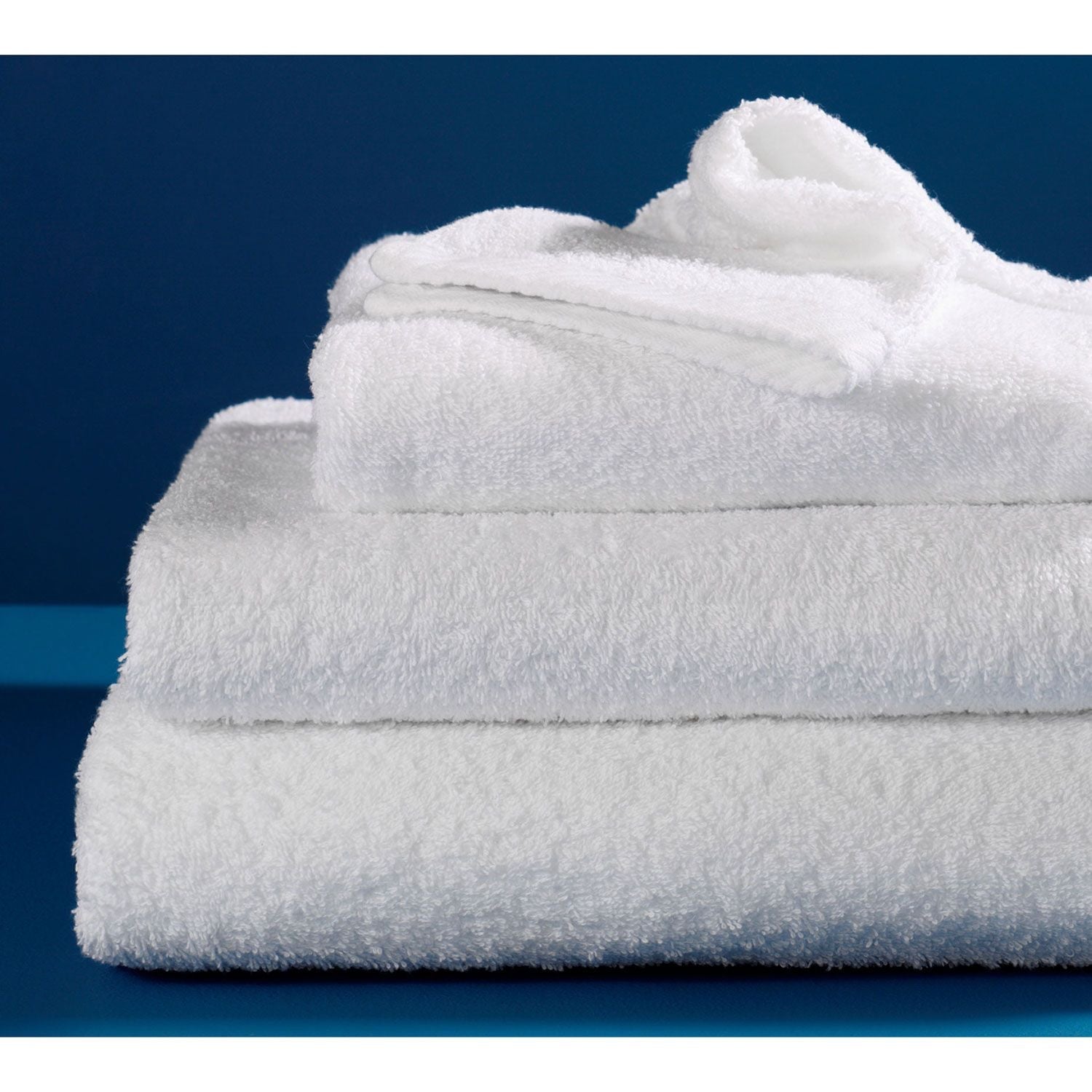 Soft2Touch Bath Towel  | 650gsm | 76 x 142cm | Single